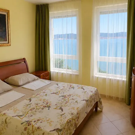 Apartman Amrita *